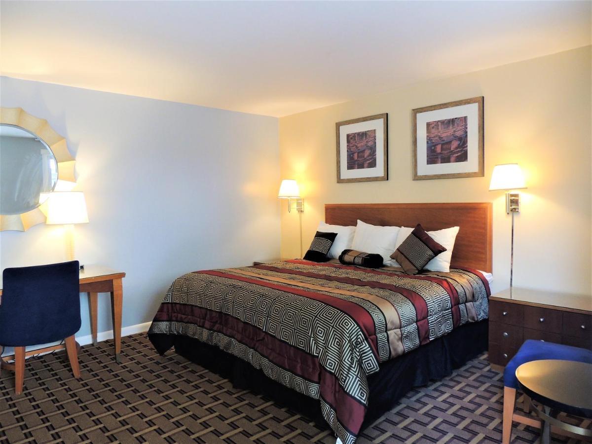 Windsor Motel กรอตัน ภายนอก รูปภาพ