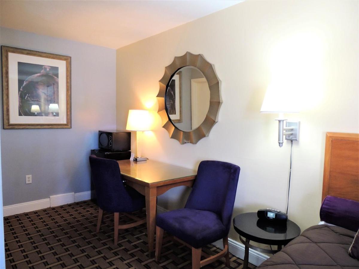 Windsor Motel กรอตัน ภายนอก รูปภาพ